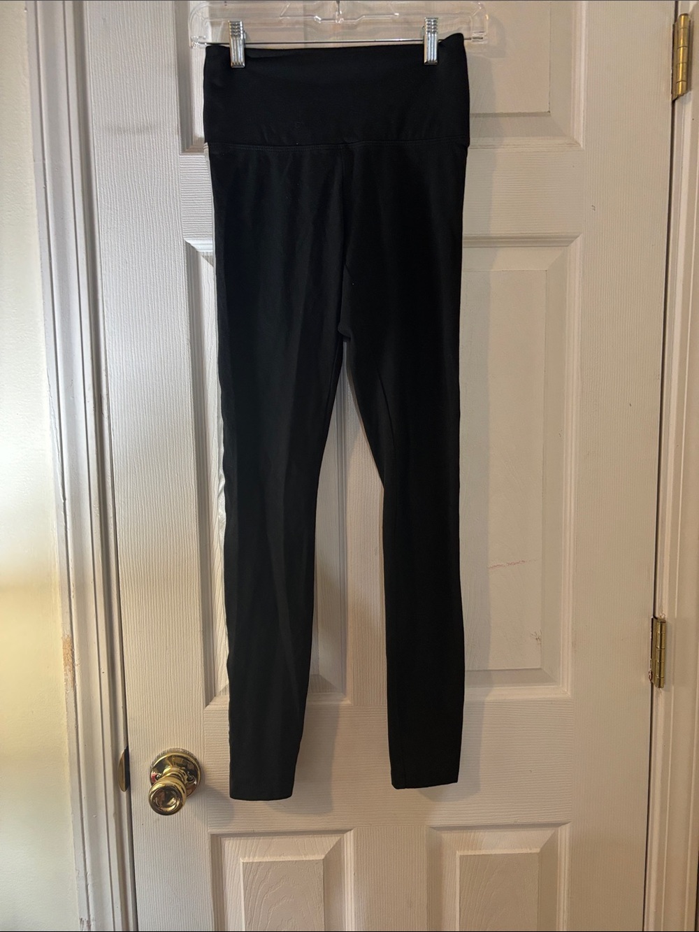 PINK Victoria's Secret Black Logo Leggings